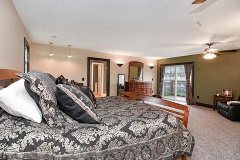 304 E Green St, Le Roy, IL 61752 photo 10