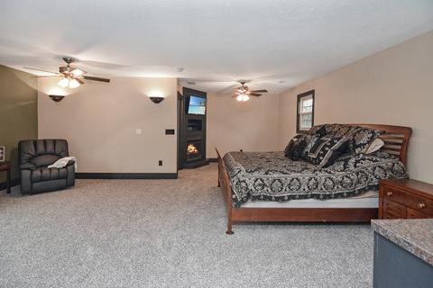 304 E Green St, Le Roy, IL 61752 photo 41