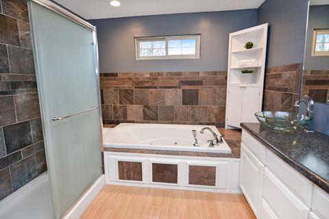 304 E Green St, Le Roy, IL 61752 photo 49