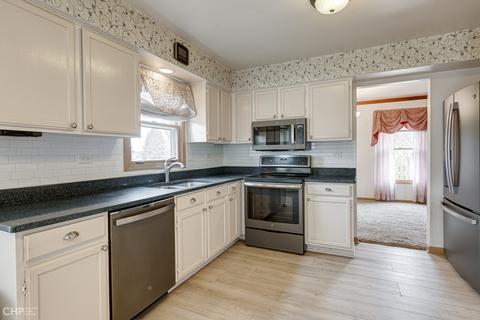 320 Bayberry Dr, Algonquin, IL 60102 photo 4