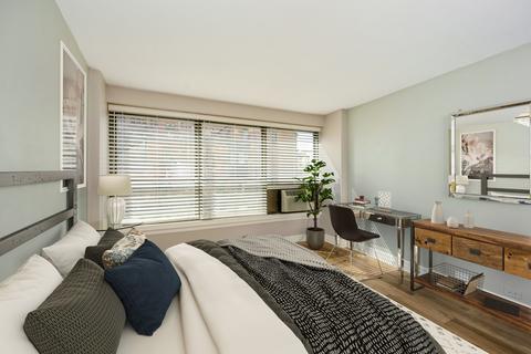 2930 N Sheridan Rd #204, Chicago, IL 60657 photo 7