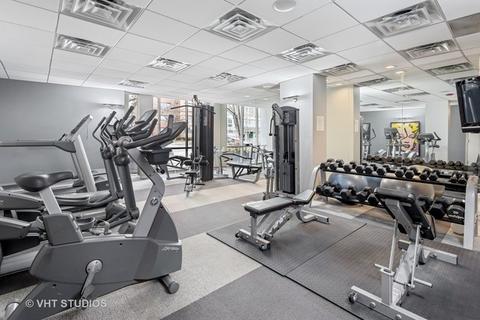 2930 N Sheridan Rd #204, Chicago, IL 60657 photo 11