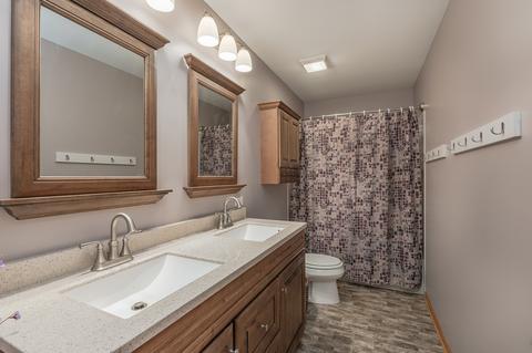 2073 Conway Ln, Aurora, IL 60503 photo 19