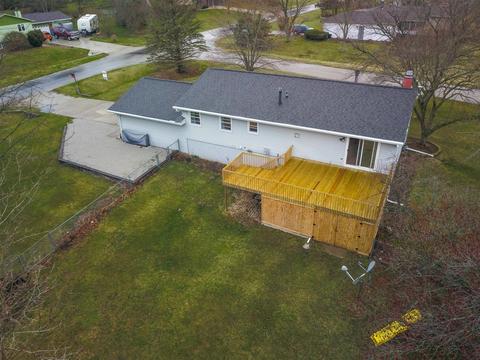 9398 Apollo Rd, Bloomington, IL 61705 photo 32
