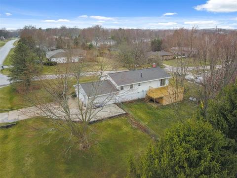 9398 Apollo Rd, Bloomington, IL 61705 photo 34
