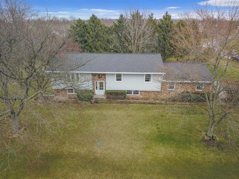 9398 Apollo Rd, Bloomington, IL 61705 photo 3