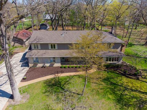 1605 Forest Dr, Glenview, IL 60025 photo 1