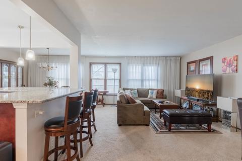 1425 Caldwell Ln, Hoffman Estates, IL 60169 photo 13