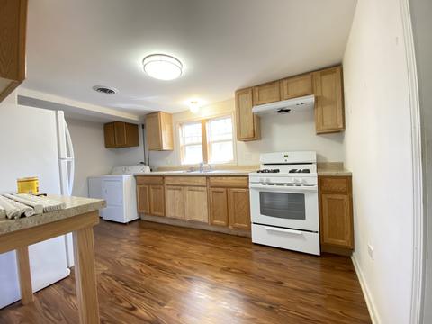 259 Eastern Ave, Aurora, IL 60505 photo 10