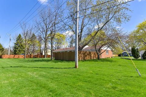 839 Whitlock Ave, Aurora, IL 60506 photo 22