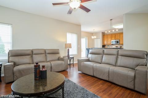139 Westridge Blvd, Bartlett, IL 60103 photo 5