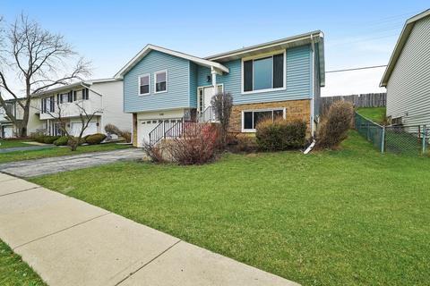 1588 Brookside Dr, Hoffman Estates, IL 60169 photo 2