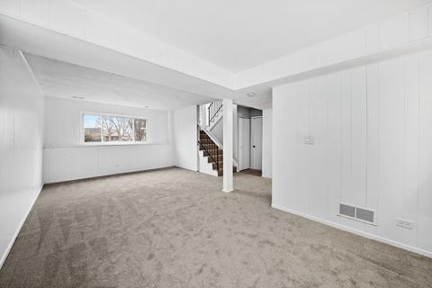 1588 Brookside Dr, Hoffman Estates, IL 60169 photo 13