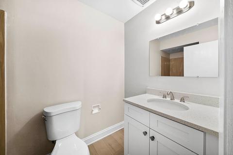1588 Brookside Dr, Hoffman Estates, IL 60169 photo 15