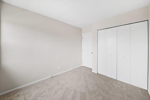 1588 Brookside Dr, Hoffman Estates, IL 60169 photo 9
