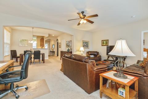 841 Butterfly Field Dr, Elgin, IL 60124 photo 7