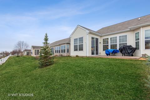 841 Butterfly Field Dr, Elgin, IL 60124 photo 19