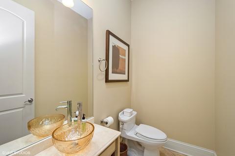 1643 N Talman Ave, Chicago, IL 60647 photo 10