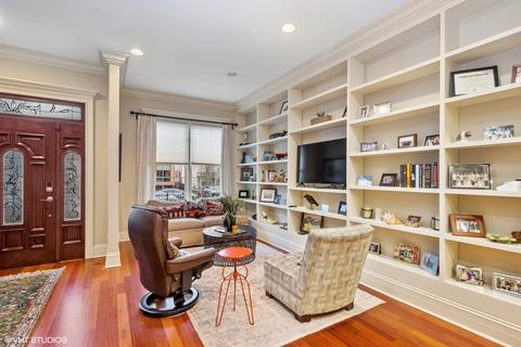 1643 N Talman Ave, Chicago, IL 60647 photo 2