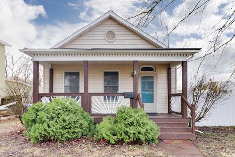 817 Douglas St, Bloomington, IL 61701 photo 1