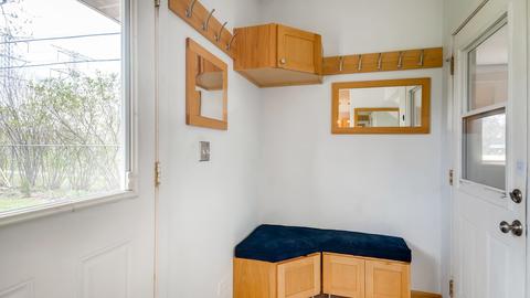 585 Marshall Dr, Des Plaines, IL 60016 photo 9