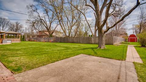585 Marshall Dr, Des Plaines, IL 60016 photo 26