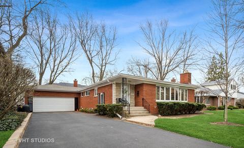2235 Silverpine Dr, Glenview, IL 60025 photo 2