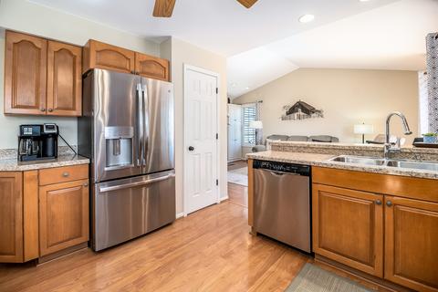 1392 Iris Ave, Carol Stream, IL 60188 photo 19