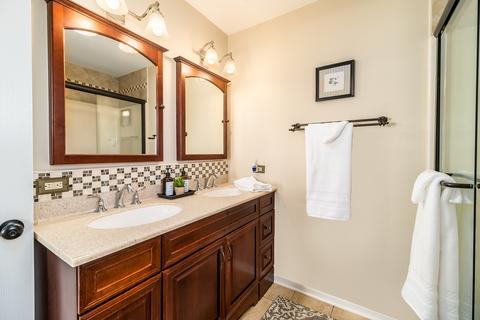 1392 Iris Ave, Carol Stream, IL 60188 photo 28