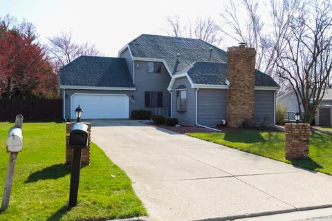 100 Colchester Dr, Normal, IL 61761 photo 1
