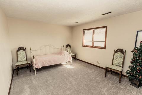 100 Colchester Dr, Normal, IL 61761 photo 23