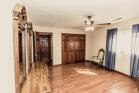 100 Colchester Dr, Normal, IL 61761 photo 28