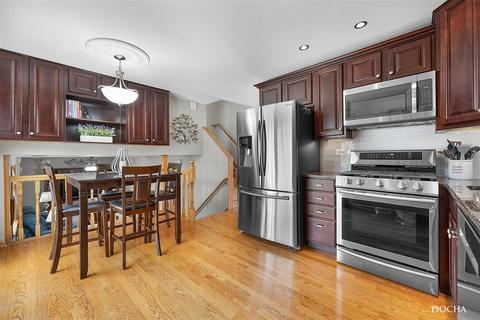 1976 Bristol Ct, Naperville, IL 60565 photo 7