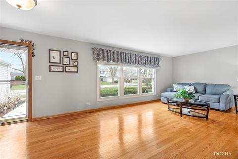 1976 Bristol Ct, Naperville, IL 60565 photo 4