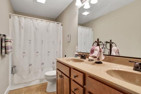 5009 Longfield Rd, Bloomington, IL 61705 photo 15
