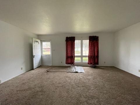 1473 Winter Dr, Freeport, IL 61032 photo 5