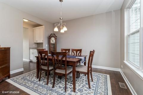 25203 Pavilion Pl, Plainfield, IL 60585 photo 7
