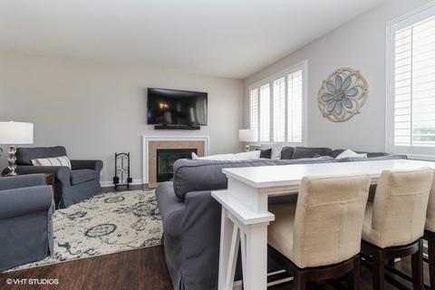 25203 Pavilion Pl, Plainfield, IL 60585 photo 8
