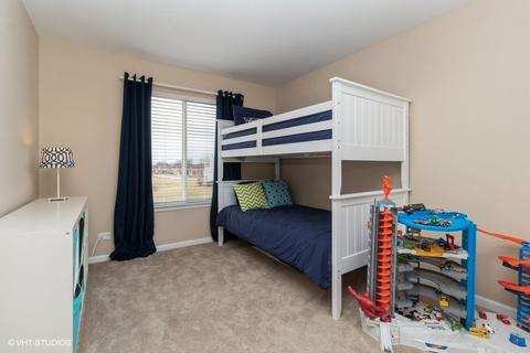 25203 Pavilion Pl, Plainfield, IL 60585 photo 14