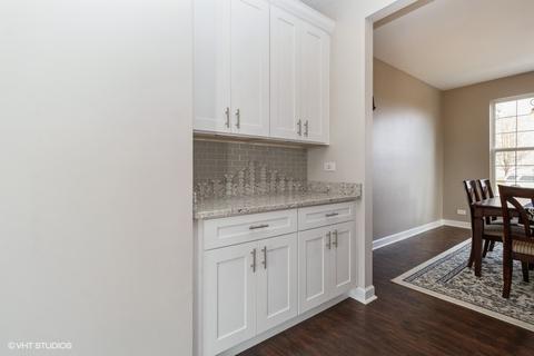 25203 Pavilion Pl, Plainfield, IL 60585 photo 5