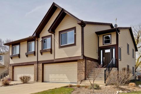 526 Commanche Trl, Wheeling, IL 60090 photo 2