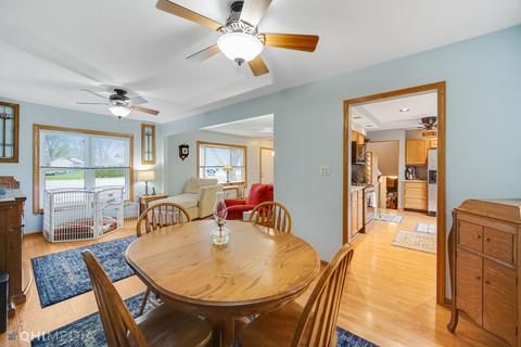 152 Springleaf Dr, Bolingbrook, IL 60440 photo 8