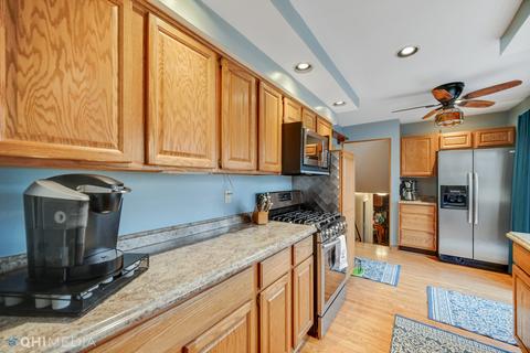 152 Springleaf Dr, Bolingbrook, IL 60440 photo 9