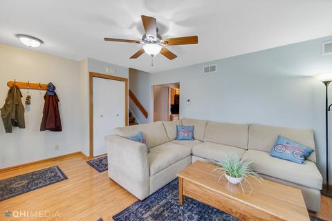 152 Springleaf Dr, Bolingbrook, IL 60440 photo 5