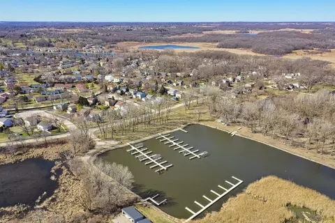8008 Honeysuckle Ct, Fox Lake, IL 60020 photo 33