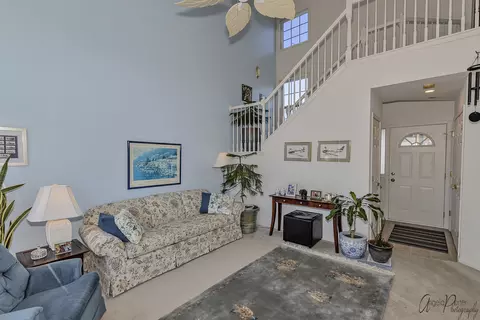 8008 Honeysuckle Ct, Fox Lake, IL 60020 photo 5