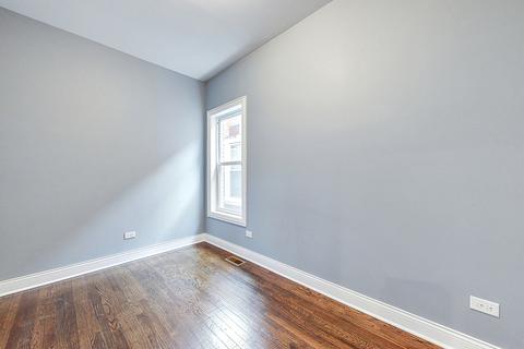 7704 S Champlain Ave, Chicago, IL 60619 photo 17
