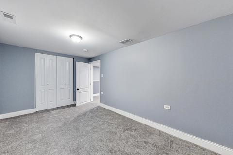 7704 S Champlain Ave, Chicago, IL 60619 photo 27