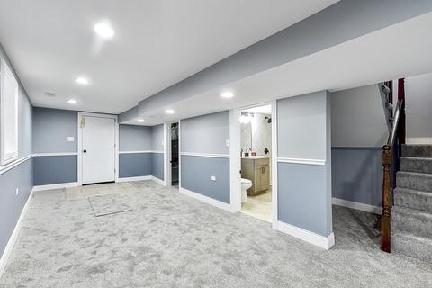7704 S Champlain Ave, Chicago, IL 60619 photo 30