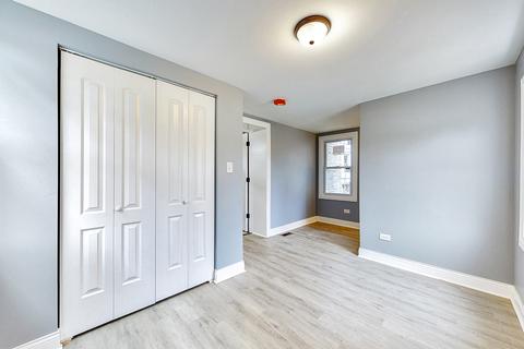 7704 S Champlain Ave, Chicago, IL 60619 photo 12